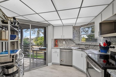 Step into resort style living in this upgraded 3 bedroom, 2 bath - photo 30