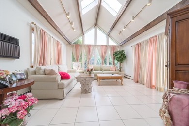 This property in Whitestone is a fantastic option for those - photo 7