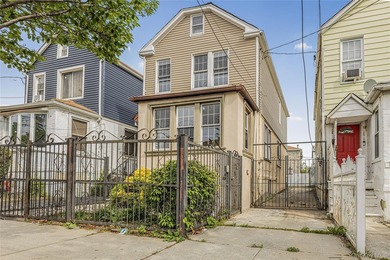 Beautifully renovated 3 bed, 2/1 bath home offering bright and - photo 20