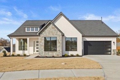 Lake Home Sale Pending in Seneca, South Carolina