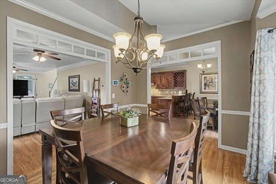 Welcome home to this spacious 5 bedroom, 4.5 bathroom residence - photo 5