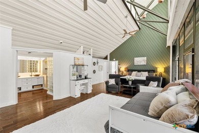Exquisite O'Neil Ford, a prime example of mid-century Texas - photo 25