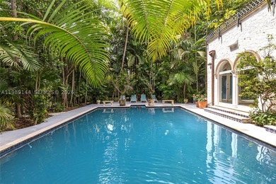 Exceptional opportunity to own a classic, Mediterranean-style - photo 5