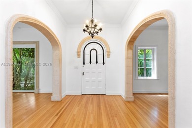 Exceptional opportunity to own a classic, Mediterranean-style - photo 8