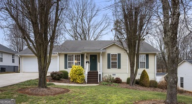 Lake Lanier Home For Sale in Murrayville Georgia