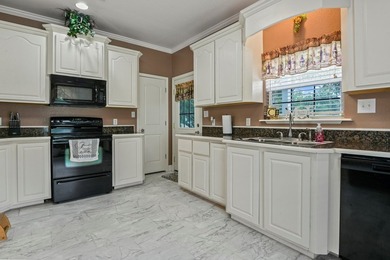 Great Home for Entertaining! This home is just off Hwy. 90 on a - photo 6