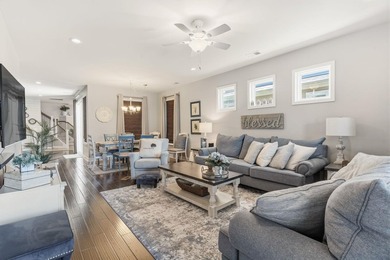 Fully furnished four-bedroom, three-and-a-half-bathroom end-unit - photo 12