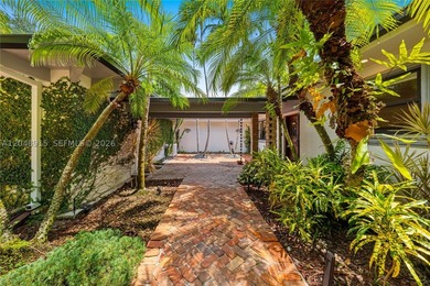 An exceptionally rare opportunity to own a gated estate on more - photo 12