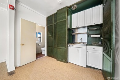 Seller says sell!Fantastic opportunity to be in a PRIME location - photo 13
