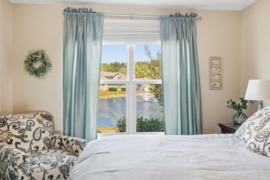 Fully furnished four-bedroom, three-and-a-half-bathroom end-unit - photo 16
