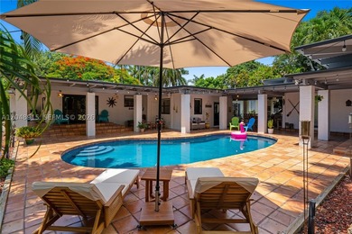 An exceptionally rare opportunity to own a gated estate on more - photo 16