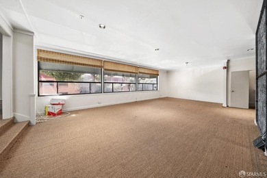 Seller says sell!Fantastic opportunity to be in a PRIME location - photo 17