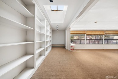 Seller says sell!Fantastic opportunity to be in a PRIME location - photo 18