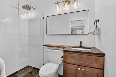 Welcome to this beautifully updated 3-bedroom, 2-bathroom pool - photo 19