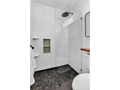 Welcome to this beautifully updated 3-bedroom, 2-bathroom pool - photo 20
