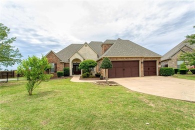 Located in the highly sought after Brighton Place subdivision - photo 2