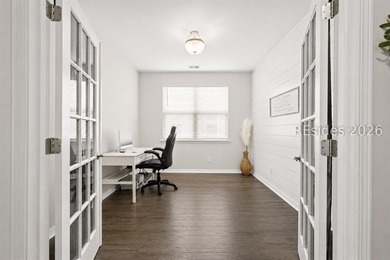 Welcome home to this pristine gem in the gated Reserve section - photo 26