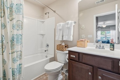 Fully furnished four-bedroom, three-and-a-half-bathroom end-unit - photo 29
