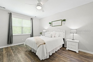 Welcome home to this pristine gem in the gated Reserve section - photo 29
