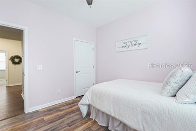 Welcome home to this pristine gem in the gated Reserve section - photo 38