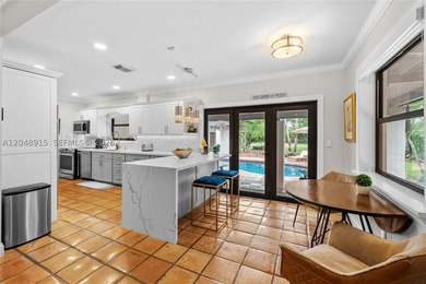 An exceptionally rare opportunity to own a gated estate on more - photo 38