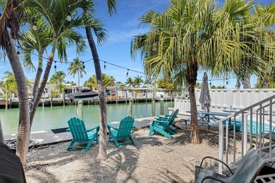 This charming 3-bedroom, 2-bath half-duplex has so much to - photo 27