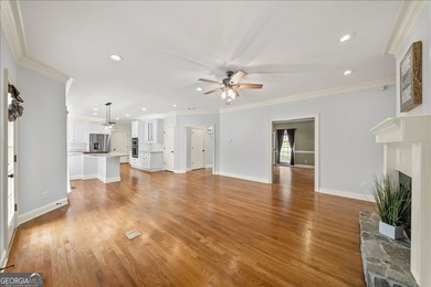 Welcome to this fantastic home, thoughtfully designed and - photo 8