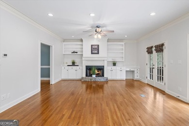 Welcome to this fantastic home, thoughtfully designed and - photo 9