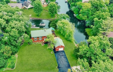 Wake up to calming water views and enjoy the best of lake living - photo 2