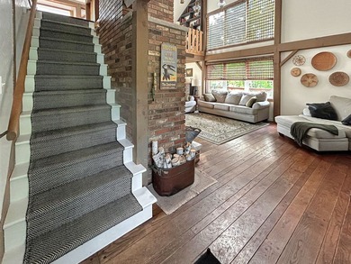 Wake up to calming water views and enjoy the best of lake living - photo 5