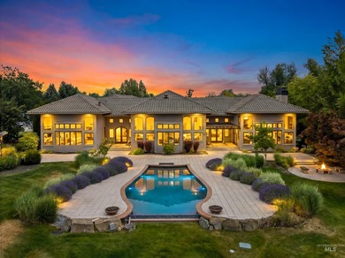 Perched along the rim in SpurWing's original estate section - photo 1