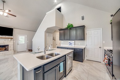 Rare opportunity to own a newer custom home in the Pebble Beach - photo 15