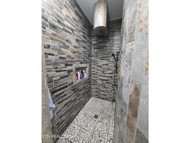 Why build when this stunning custom home already has everything - photo 19