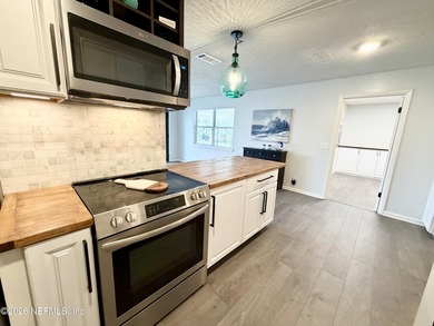 Stunning Fully Renovated Coastal Retreat with Intracoastal Views - photo 19