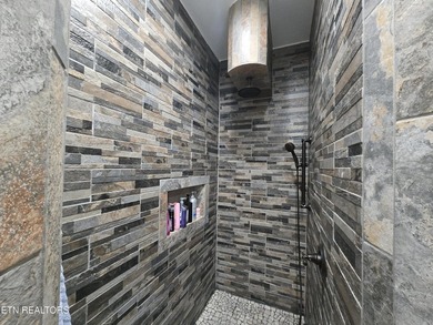 Why build when this stunning custom home already has everything - photo 20
