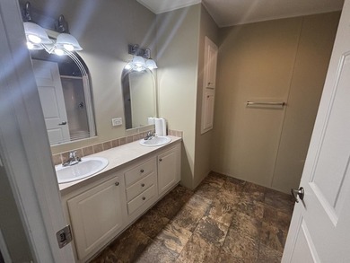 ALL OFFERS WELCOME! CALL TODAY TO VIEW THIS BEAUTIFULL, SPACIOUS - photo 25