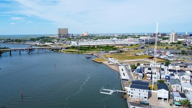 Combining luxury waterfront living with exceptional investment - photo 26