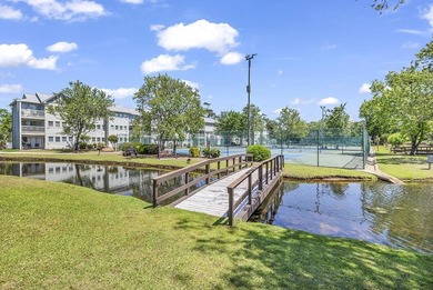 Welcome to Myrtle Beach Resort! This 2 bedroom 2 bath top floor - photo 27
