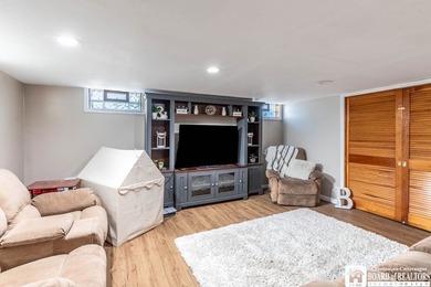 Are you looking for a spacious 3 bedroom, 1.5 bath home near all - photo 37