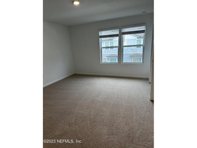 Almost new town-home, offers 3 bedrooms, 2.5 baths, and a 1-car - photo 40
