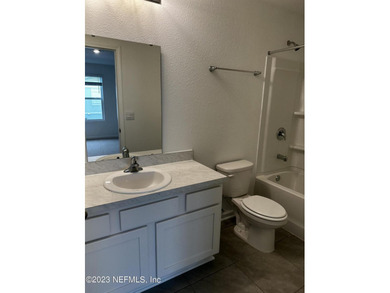Almost new town-home, offers 3 bedrooms, 2.5 baths, and a 1-car - photo 41