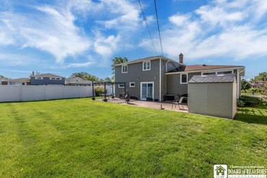 Are you looking for a spacious 3 bedroom, 1.5 bath home near all - photo 42