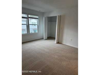 Almost new town-home, offers 3 bedrooms, 2.5 baths, and a 1-car - photo 44