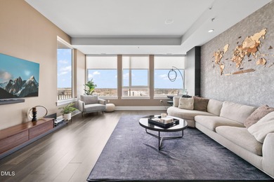 Beautifully updated luxury condo in the highly desirable Smokey