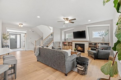 Luxury, location, and craftsmanship come together on this rare - photo 15