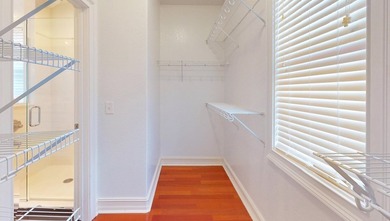 Are you looking for space, an amazing price and convenience to - photo 16
