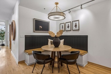 Rare opportunity to own a beautifully updated three-bedroom - photo 7