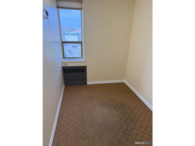 Opportunity to purchase a 1,758 SF fourth-floor professional - photo 8