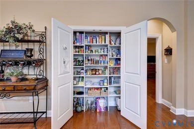Welcome to 4211 Berry Square, tucked away on a quiet street in - photo 20