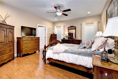 Welcome to 4211 Berry Square, tucked away on a quiet street in - photo 25